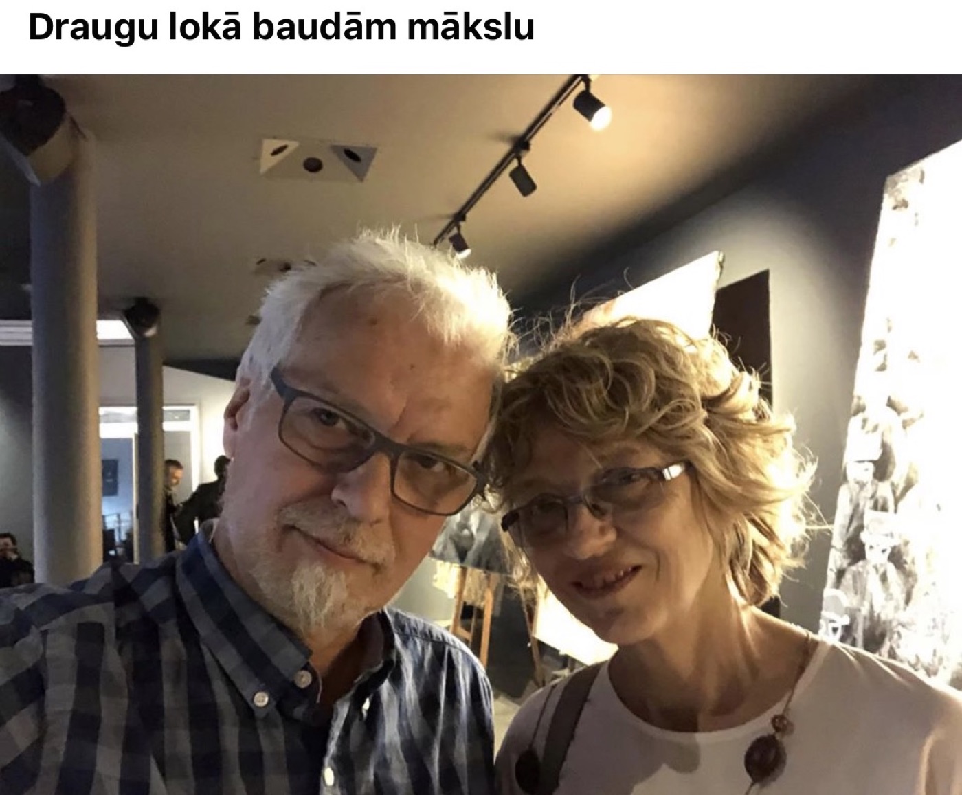 Urbānās subkultūras un cilvēku plūsmas lielformāta kompozīcijās